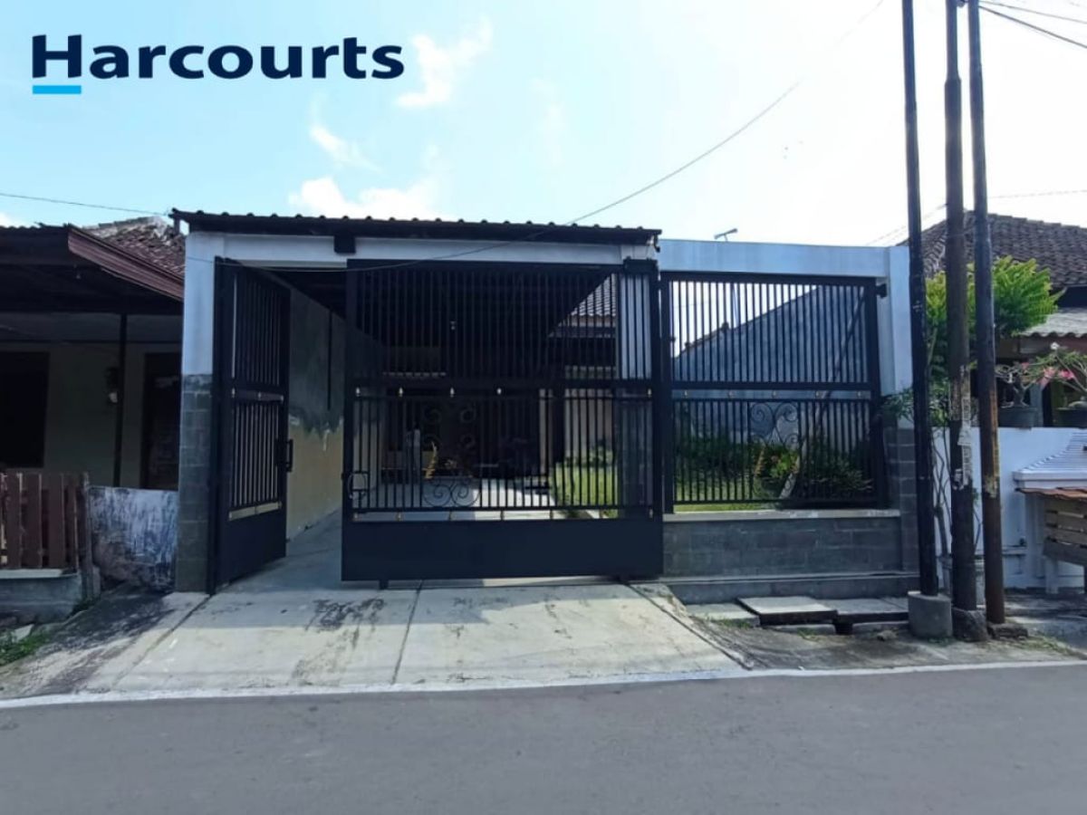 Dijual Rumah Bagus Strategis Siap Pakai Dekat Dengan The Park Solo Baru, Solo