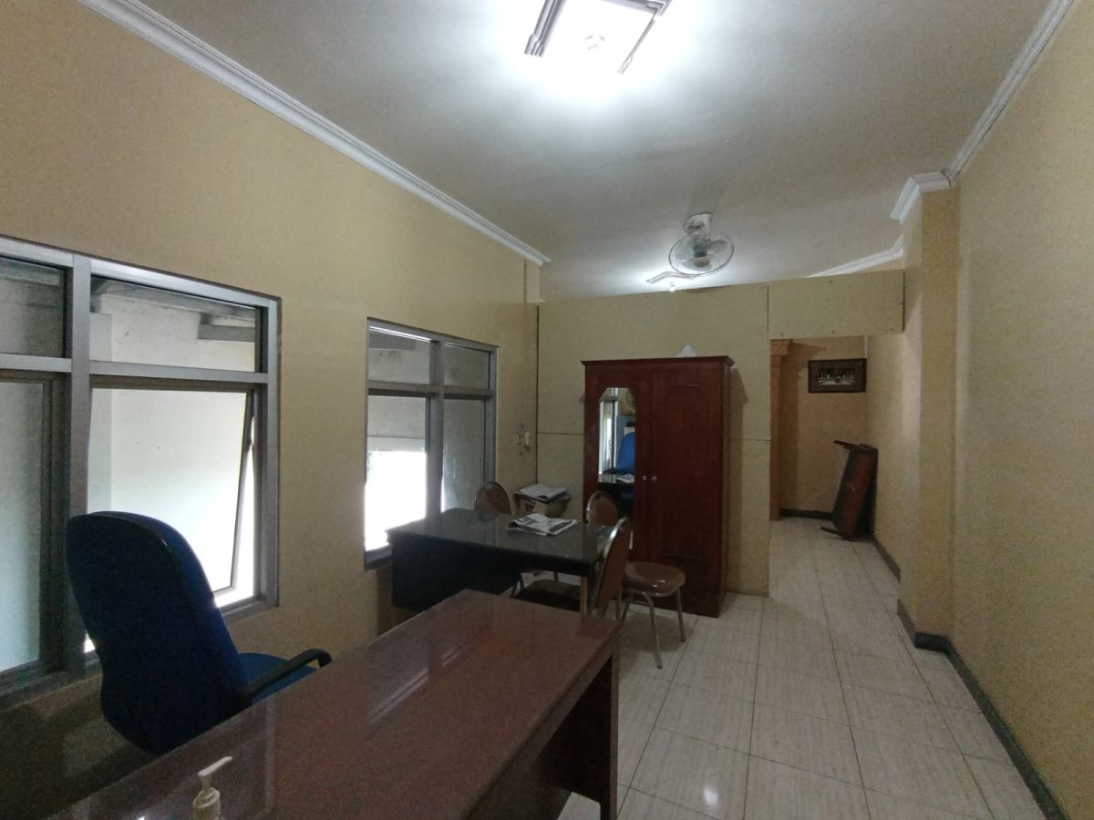 Disewakan Gudang (2gudang) Strategis Siap Pakai di Kawasan Pergudangan Jaten Karanganyar!! - Foto 4