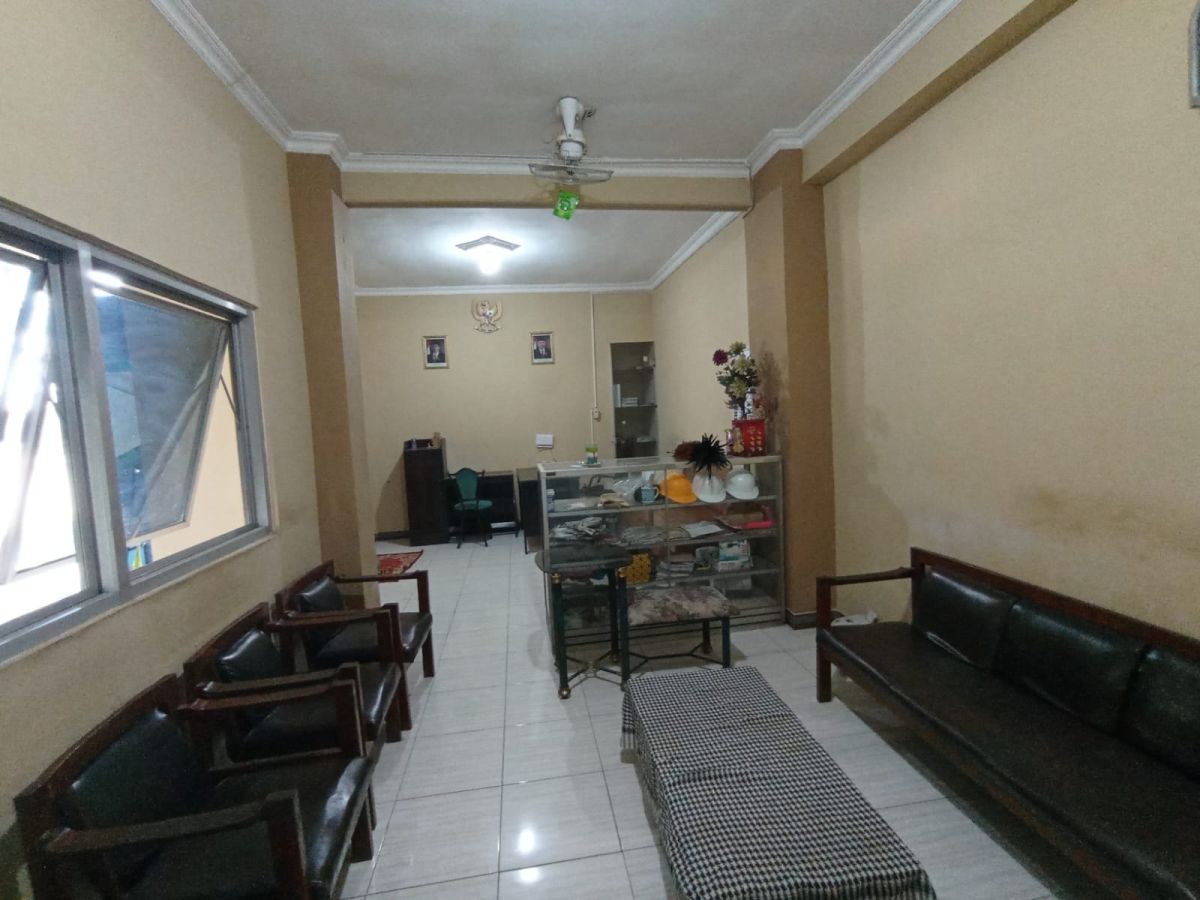 Disewakan Gudang (2gudang) Strategis Siap Pakai di Kawasan Pergudangan Jaten Karanganyar!! - Foto 5