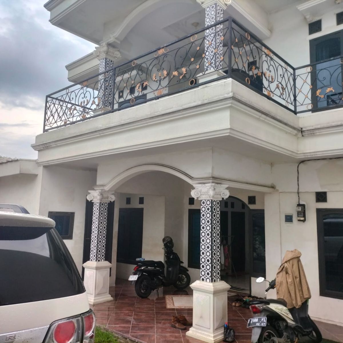 Rumah Luas & Lokasi Strategis di Cipaku – Investasi Menjanjikan - Foto 2