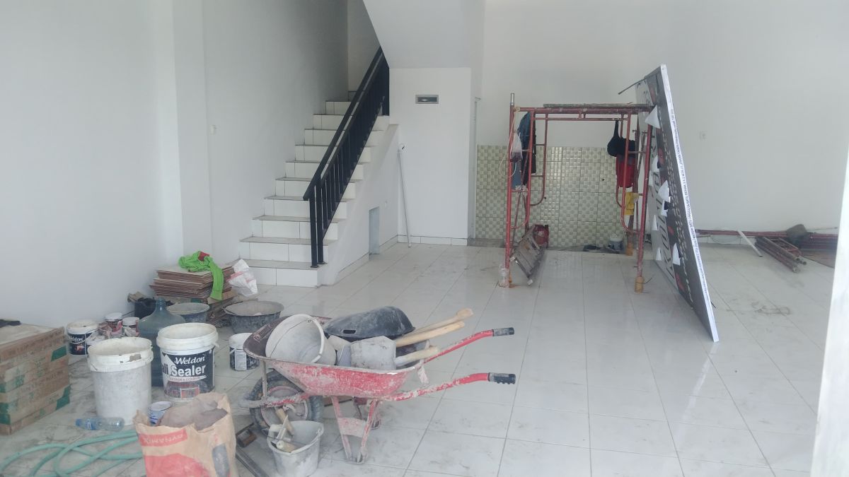Disewakan Ruko 2 Lantai Lokasi Strategis di Pinggir Jalan Raya Banjarsari!! - Foto 7