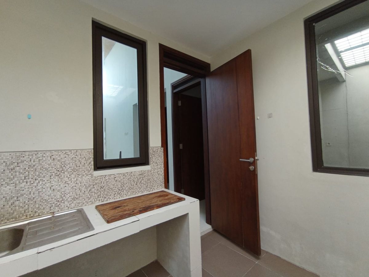 Disewakan Rumah Cluster Minimalis Siap Pakai di Salah Satu Perumahan Elite di Pabelan Solo, Dekat Wisata The Heritage Palace!! - Foto 6
