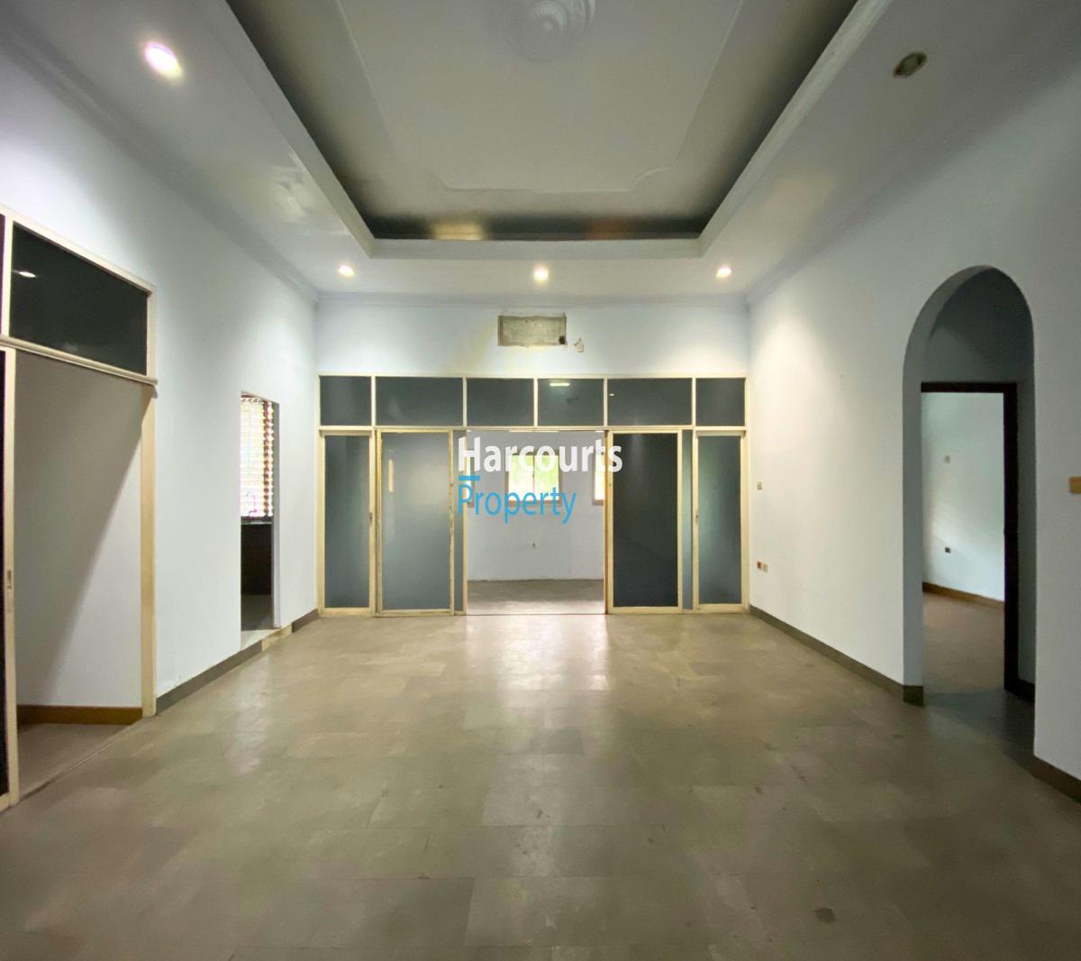 Disewakan Rumah Pinggir Jalan Cocok untuk Usahadan Kantor Area Kebayoran Baru - Foto 6