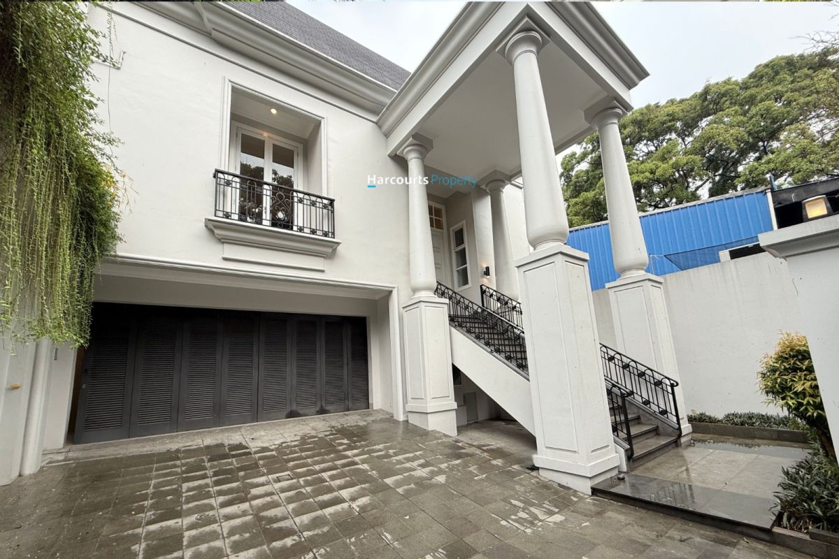 Turun Harga, Dijual Rumah Hunian Lokasi Strategis Area Jl. Prapanca, Kebayoran Baru - Foto 3