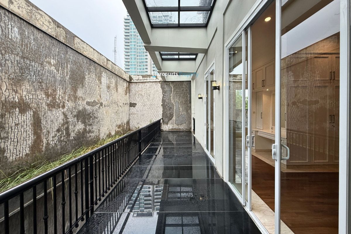 Turun Harga, Dijual Rumah Hunian Lokasi Strategis Area Jl. Prapanca, Kebayoran Baru - Foto 13