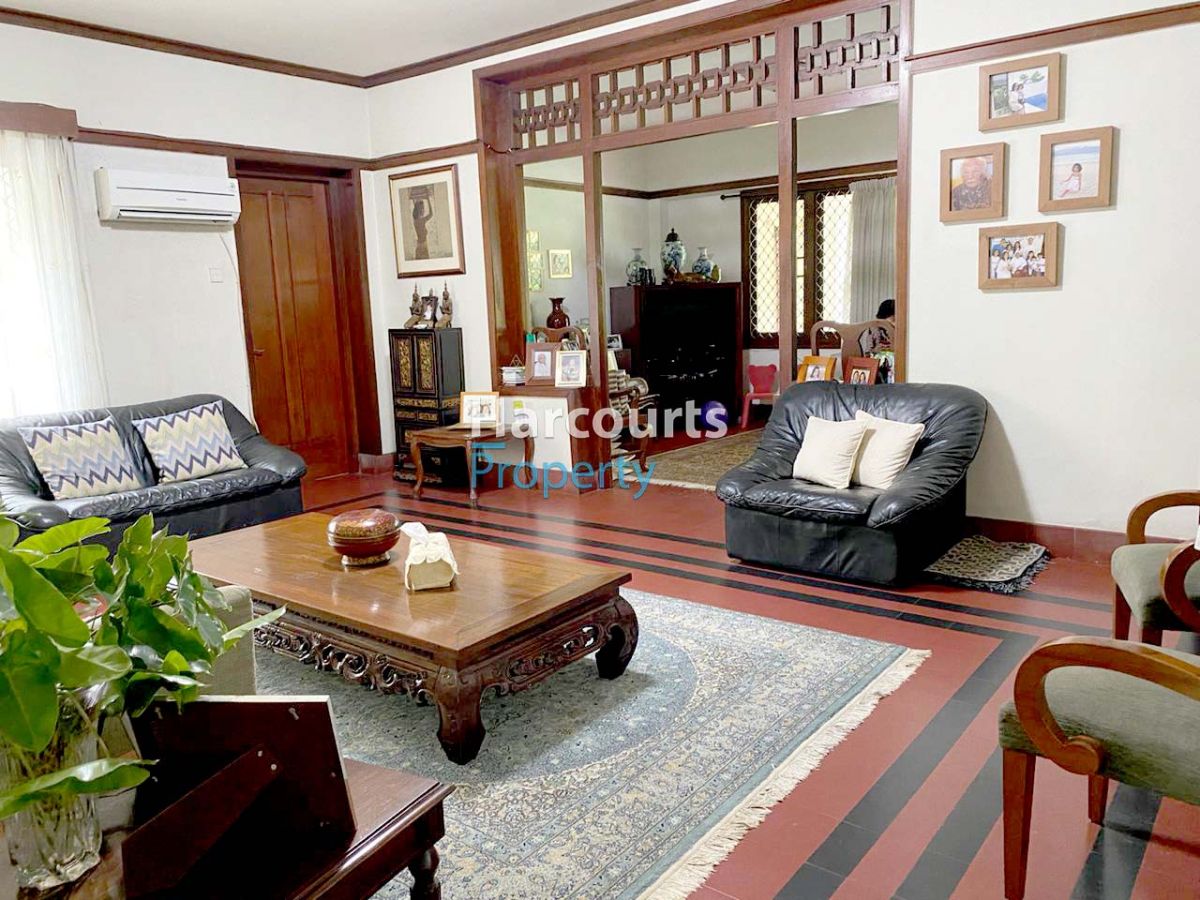 Dijual Rumah Klasik Bagus dan Terawat Kawasan Elite Dekat Pejabat Di Menteng - Foto 8