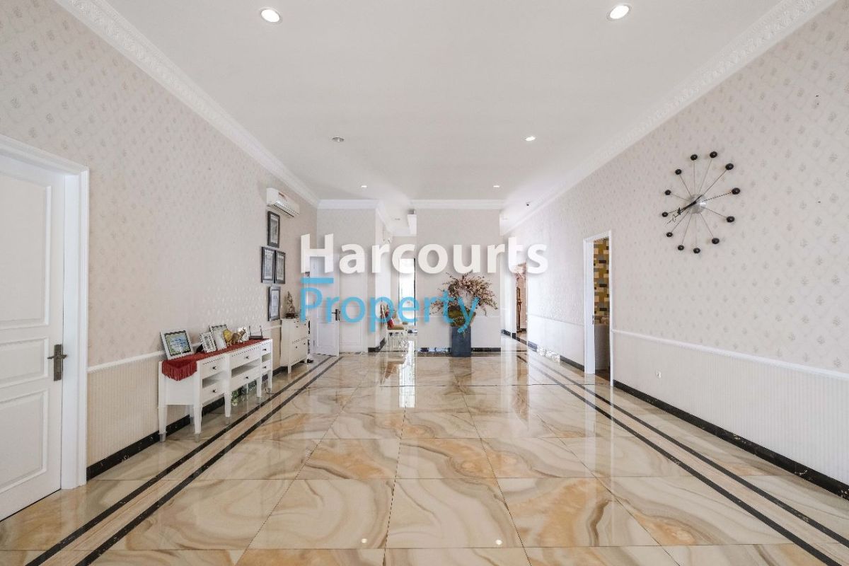Disewakan Rumah Hunian Mewah  Siap Huni di jl. Agus Salim, Menteng - Foto 12