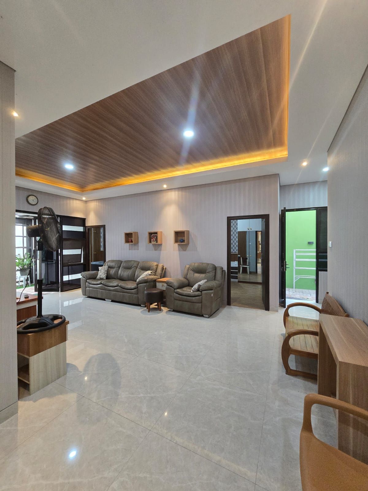 Rumah dan Ruang Usaha Strategis di Mojolaban Sukoharjo Solo, Dekat Mall Luwes Palur - Foto 2