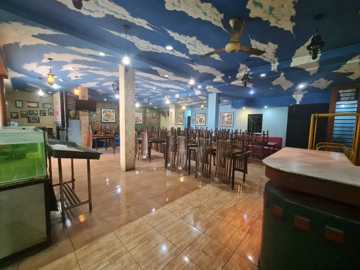 Ruang Usaha Strategis Eks Rumah Makan di Jalan Slamet Riyadi Kleco Solo - Foto 2