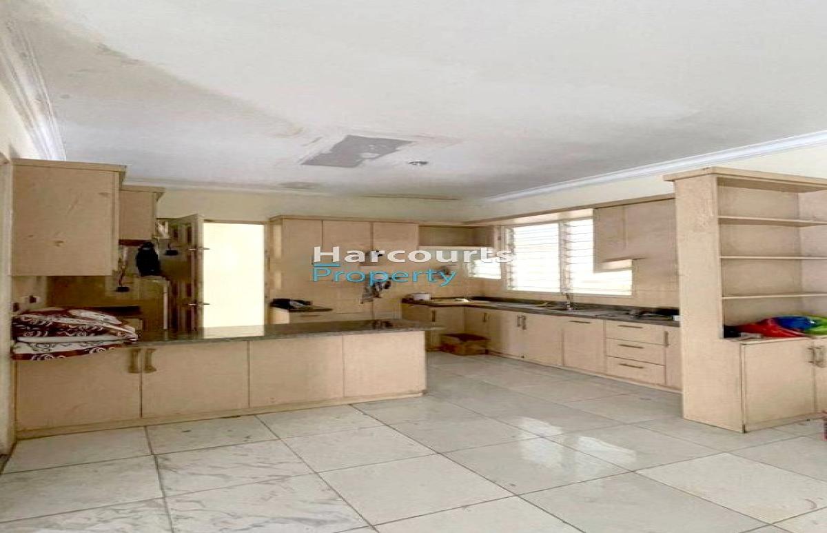 Rumah Hunian Klasik 2 Lantai Lokasi Strategis Kawasan Elite Di Pondok Indah - Foto 5