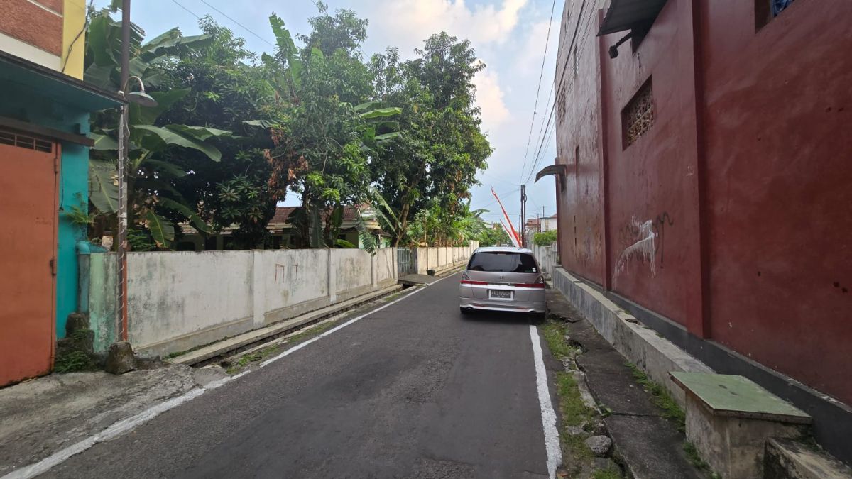 Tanah Bagus Siap Bangun, Dekat Jalan Raya Utama di Pajang Laweyan Solo - Foto 5