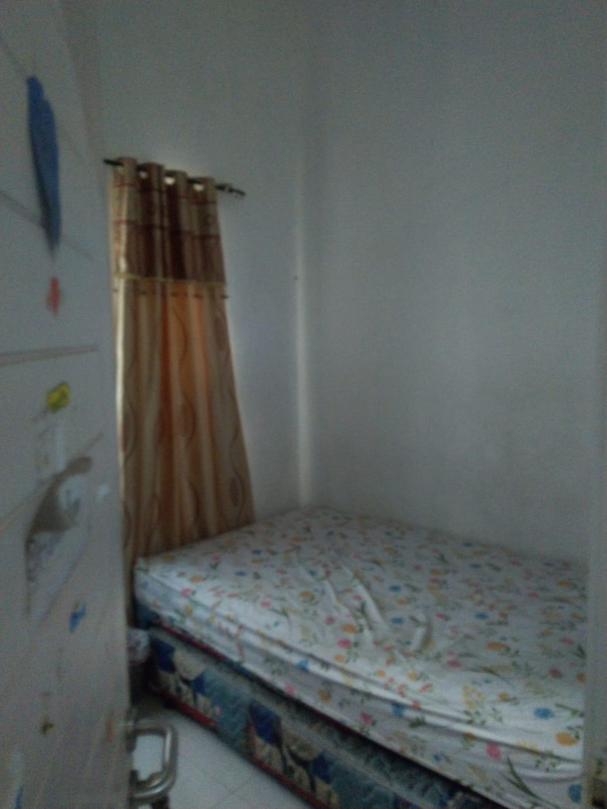 Rumah Minimalis Satu Setengah Lantai di Duta Bintaro Cluster Tampak Siring - Foto 13