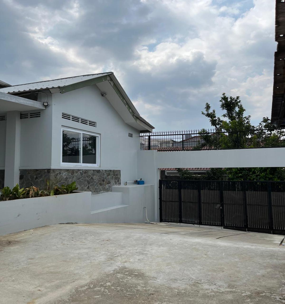 Disewakan rumah Untuk Kantor/usaha di Bondongan Bogor Selatan