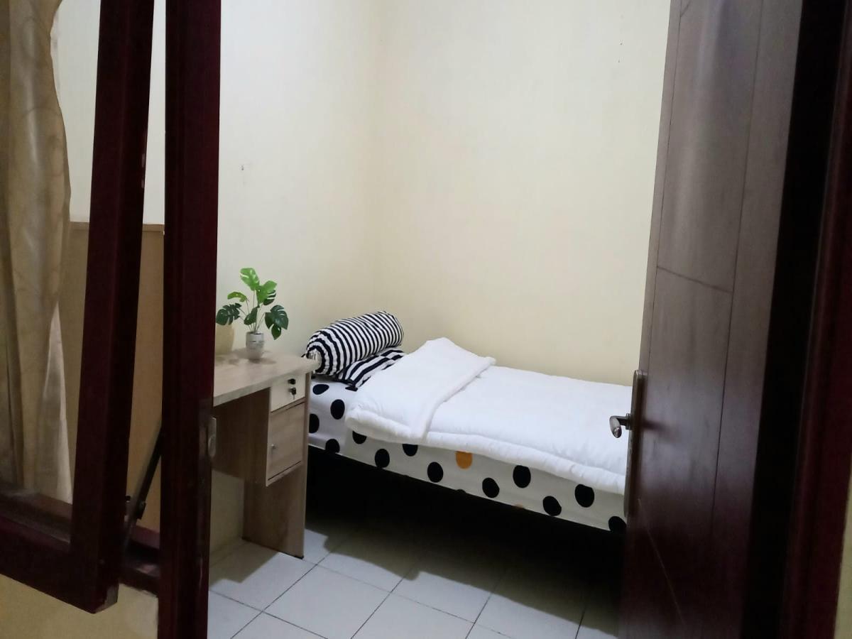 Dijual Rumah Kos-kos an di Kelapa Molek Jakarta Utara - Foto 6