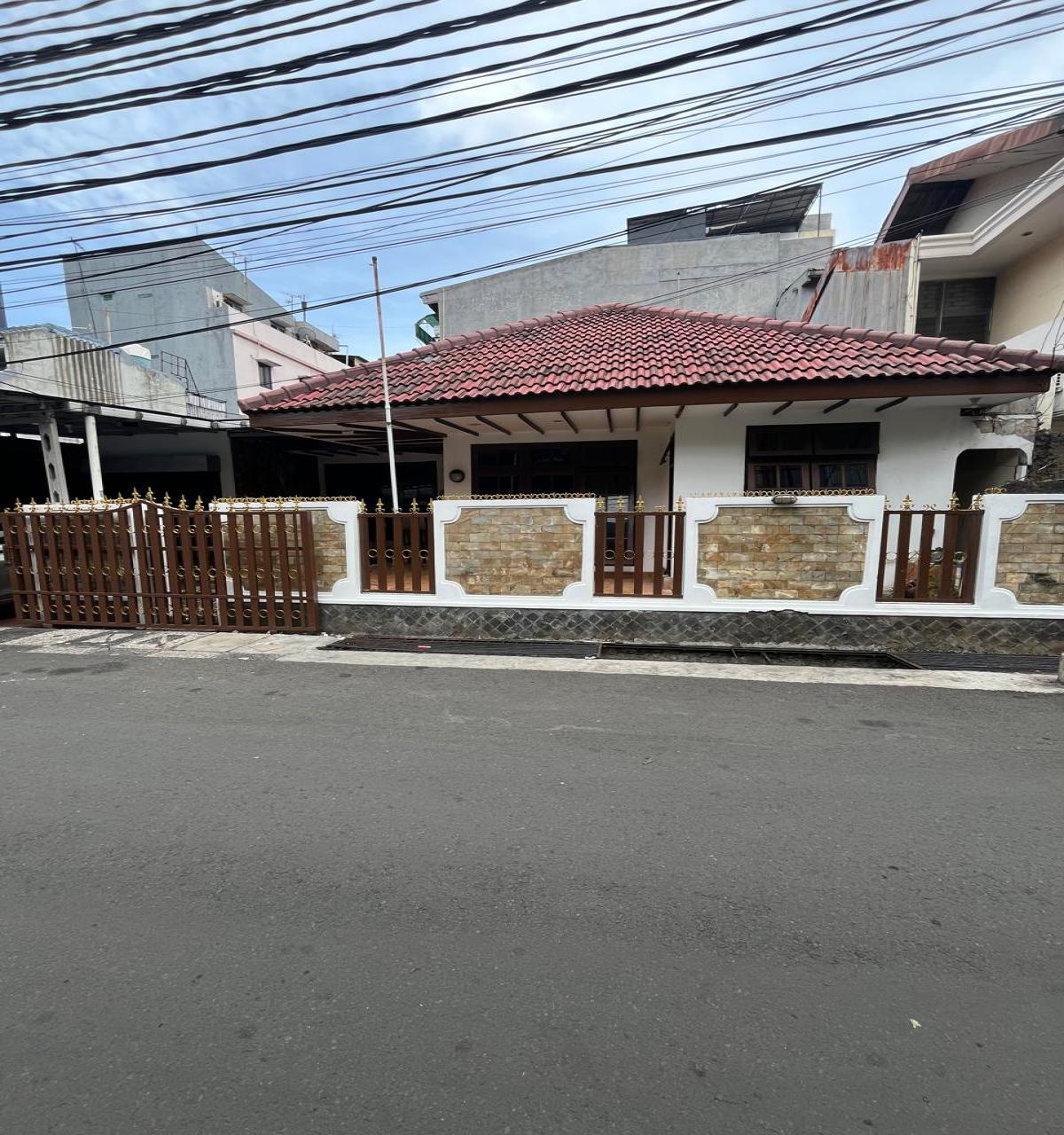 Jual Rumah 2 lantai di Tawakal Tomang Jakarta Barat EF