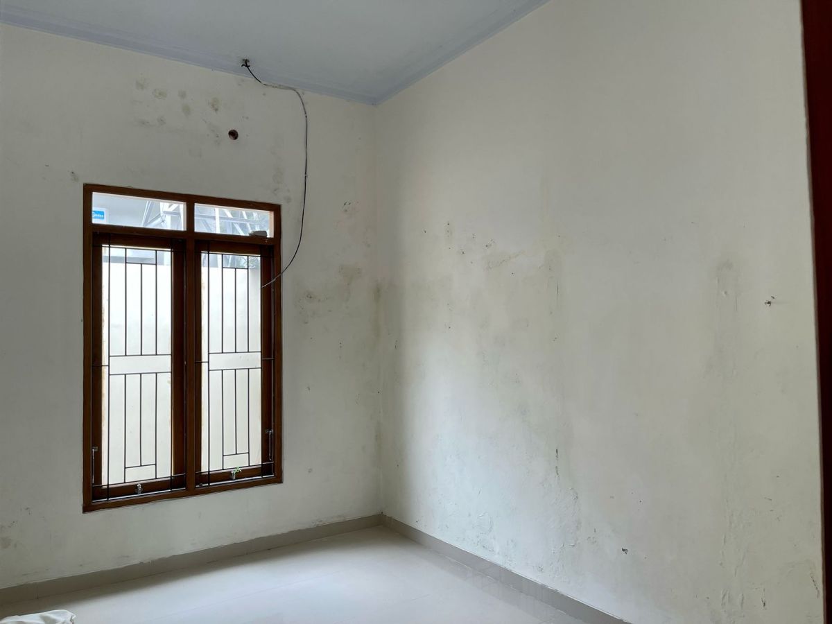Dijual Rumah di Cluster Gentan Solo - Foto 2