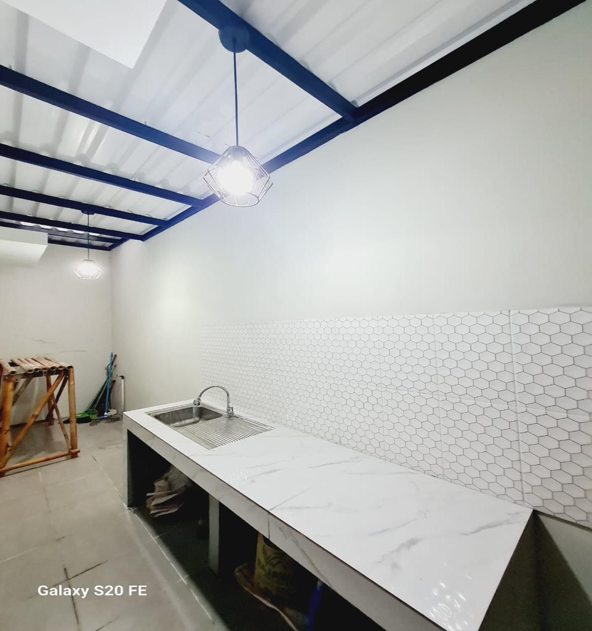 Dijual rumah minimalis di Serua Ciputat Tangerang Selatan - Foto 5