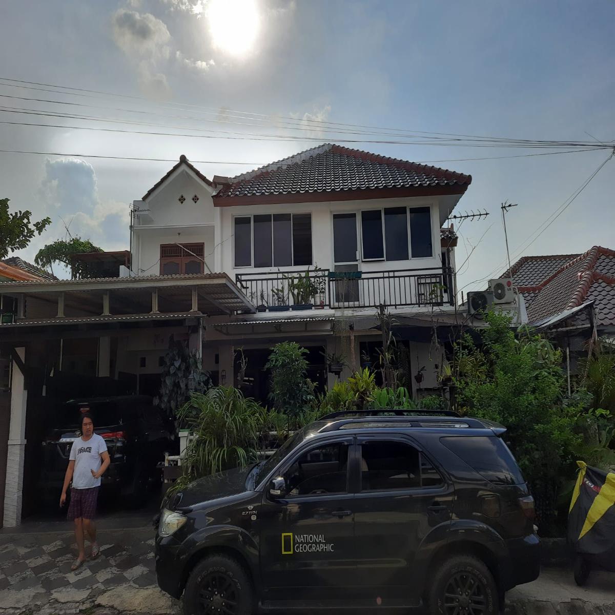 Rumah Minimalis Modern Dua Lantai Dalam Cluster Perumahan Taman Yasmin