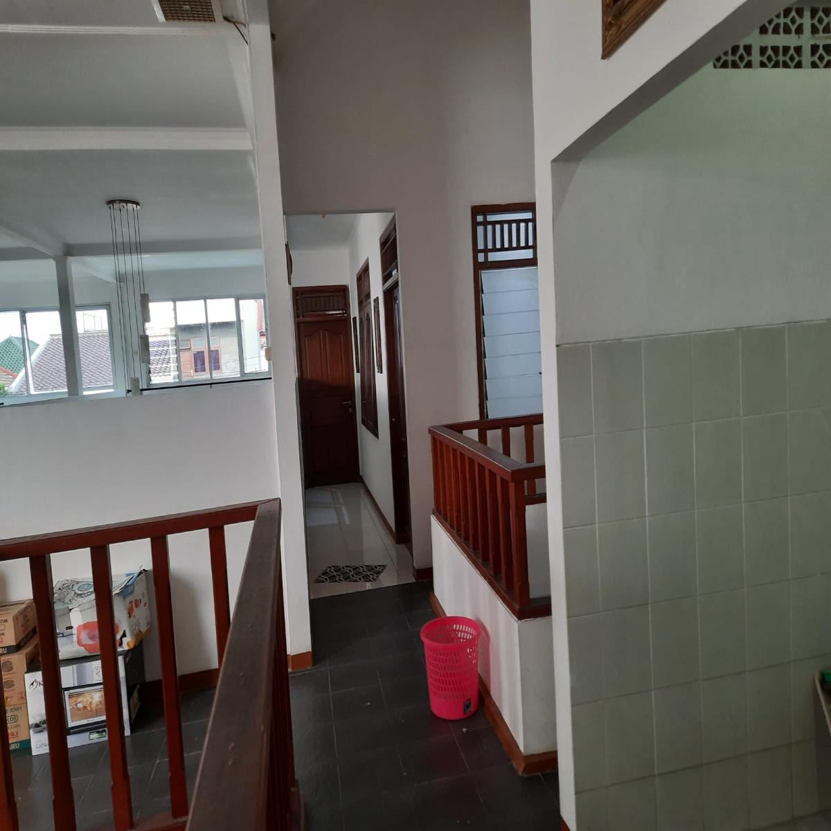 Rumah Minimalis Modern Dua Lantai Dalam Cluster Perumahan Taman Yasmin - Foto 11