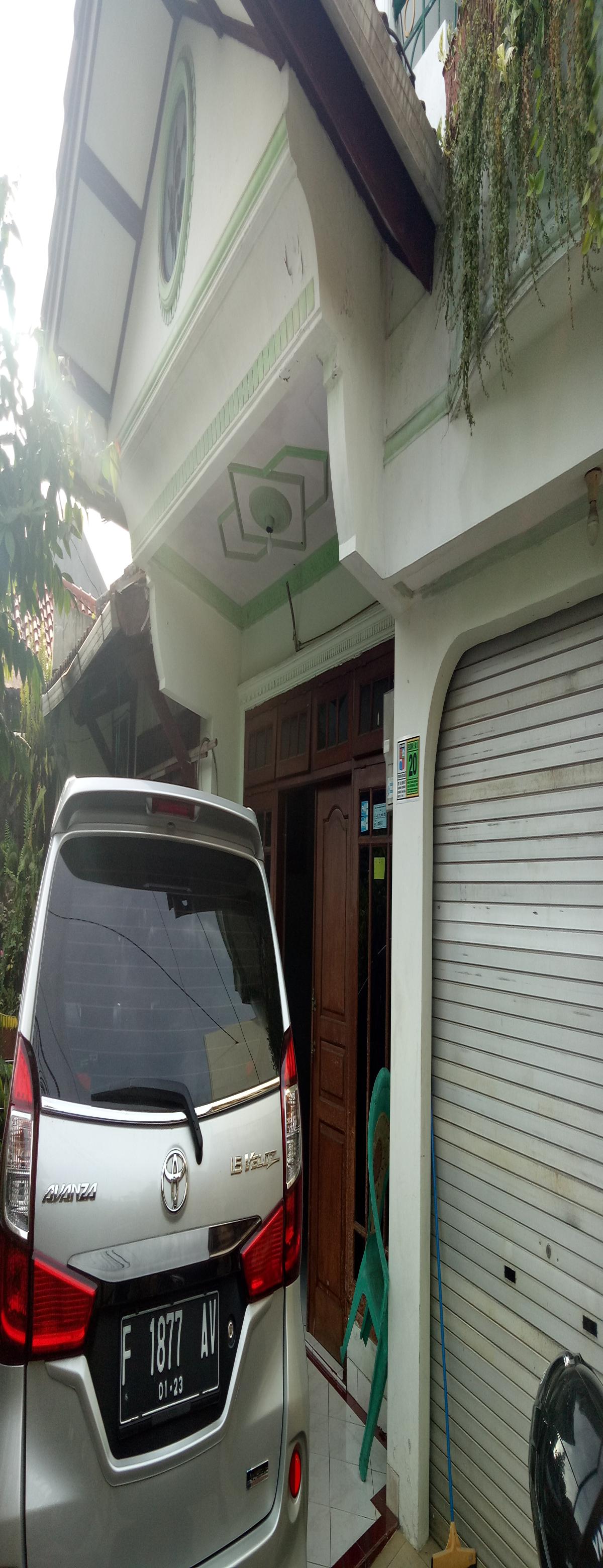 Rumah Dua Lantai Asri Minimalis Jalan Tarumanagara Cimanggu - Foto 4