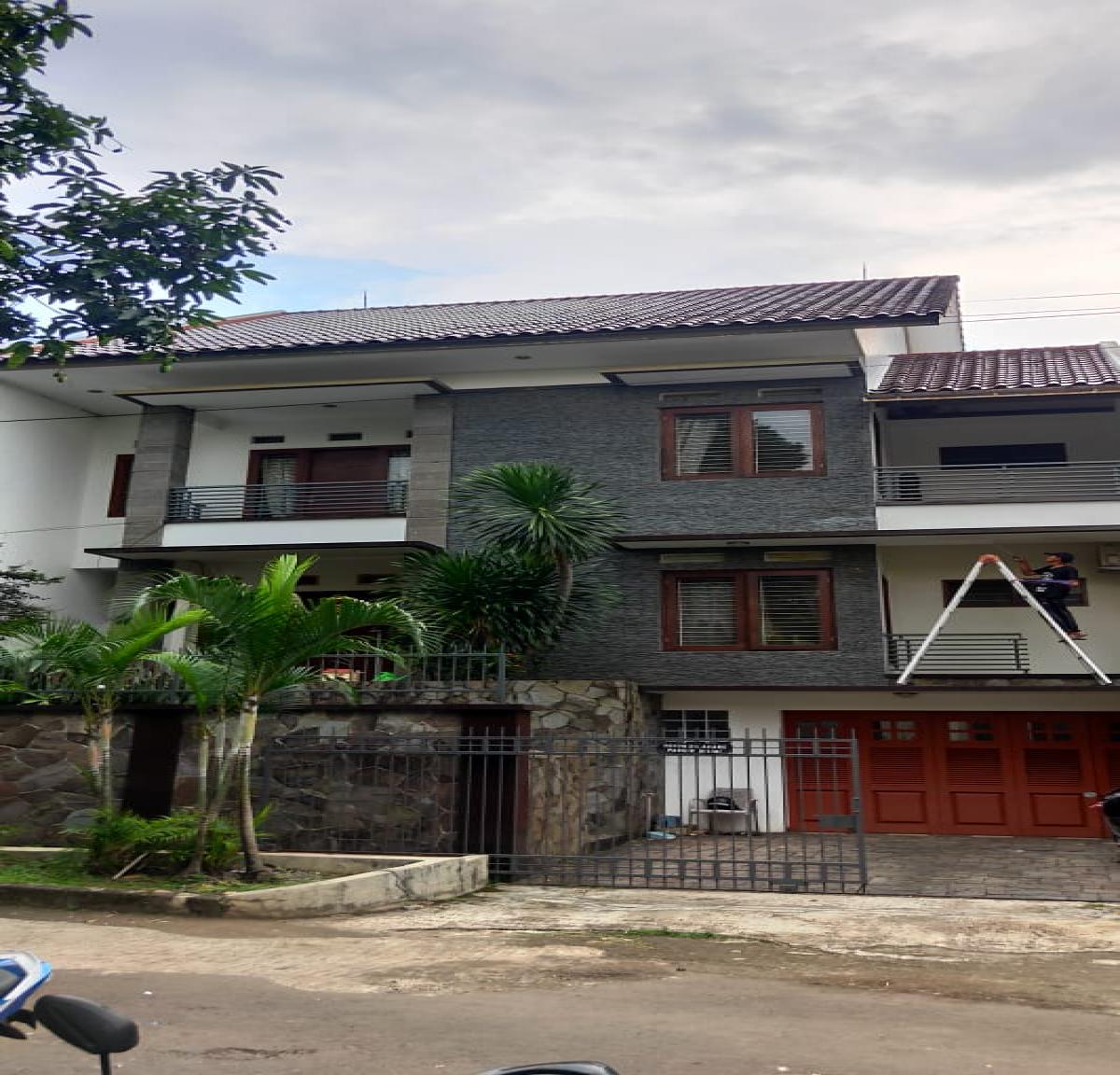 Disewakan Rumah di Jalan Rengganis Villa Duta Baranangsiang Kota Bogor Timur - Foto 3
