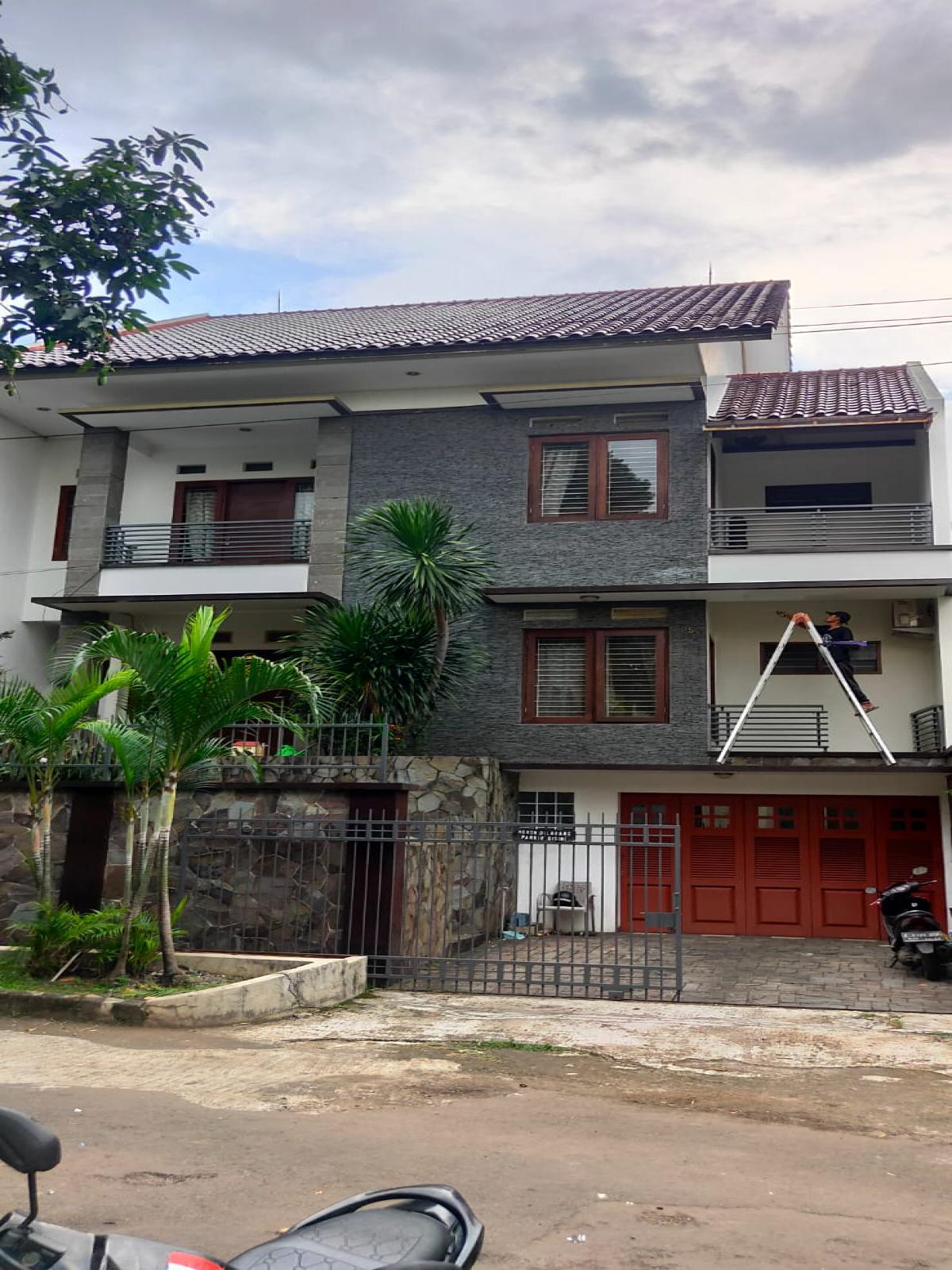 Disewakan Rumah di Jalan Rengganis Villa Duta Baranangsiang Kota Bogor Timur - Foto 4