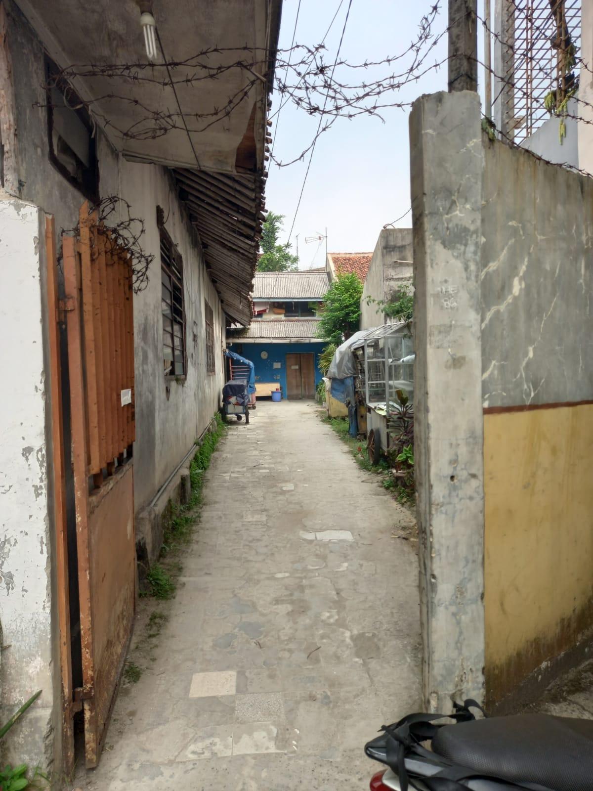 Tanah Dijual 570 Meter Persegi Dapat Bonus Rumah Tak Terawat - Foto 7