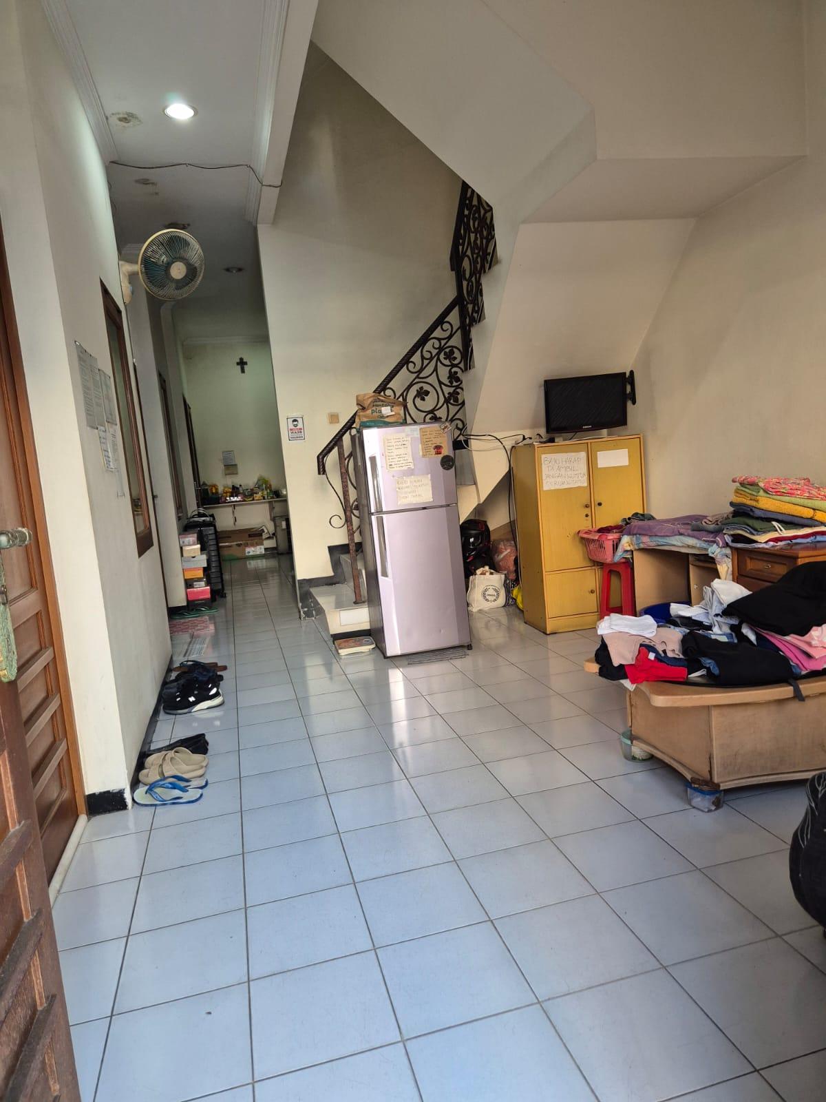 Dijual  Rumah Kos-kos an di Janur Kuning Jakarta Utara - Foto 4