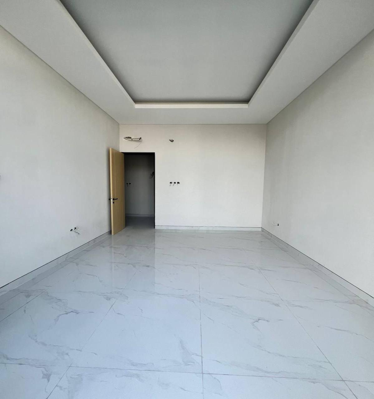 Jual Rumah Lokasi Premium @Dian Istana Surabaya Barat - Foto 3