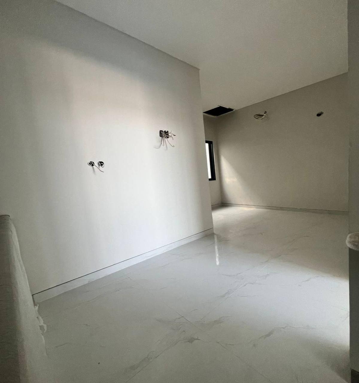 Jual Rumah Lokasi Premium @Dian Istana Surabaya Barat - Foto 6