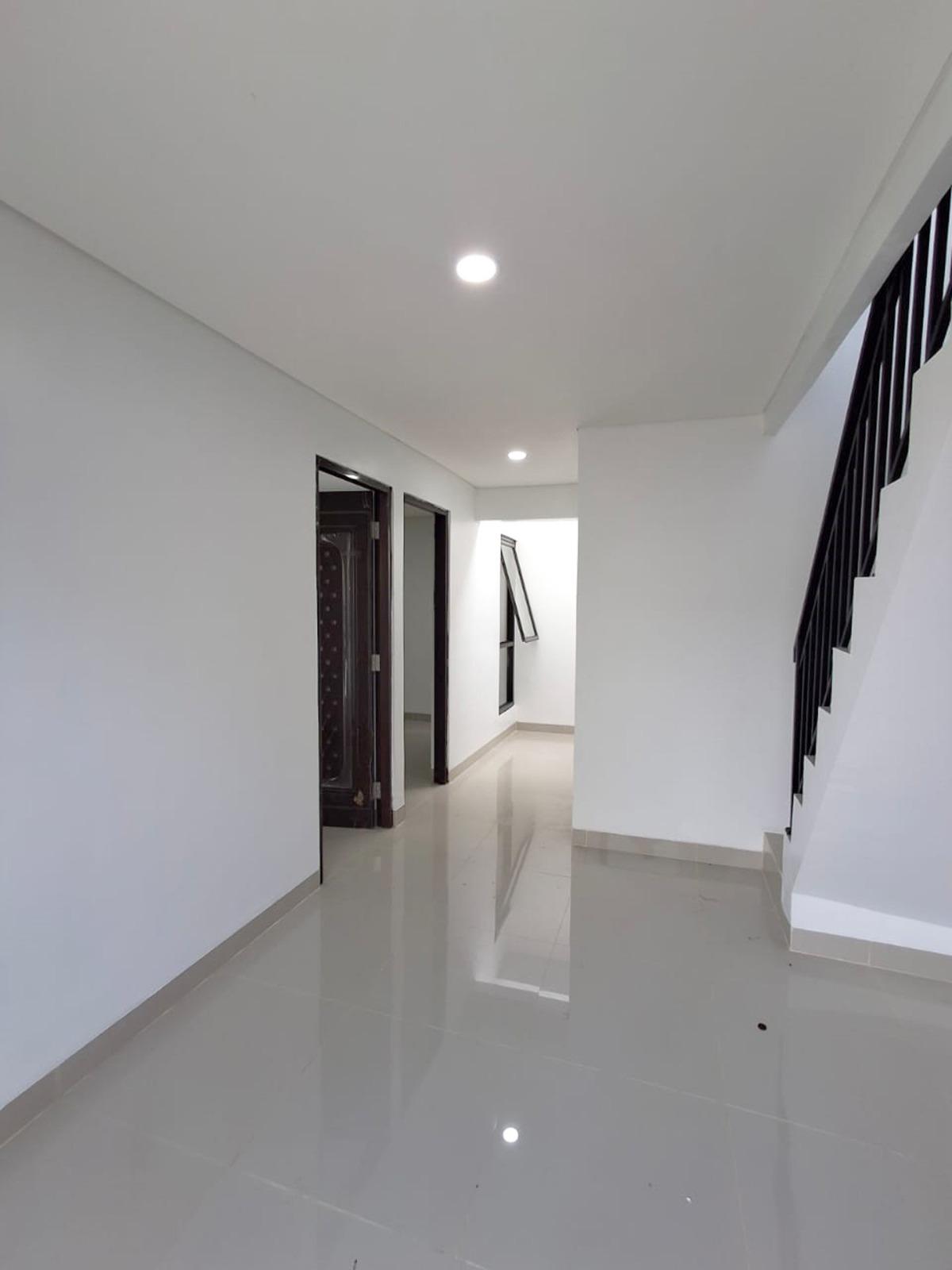 Dijual Rumah Skandinavian Minimalis Kontemporer Pamulang - Foto 3