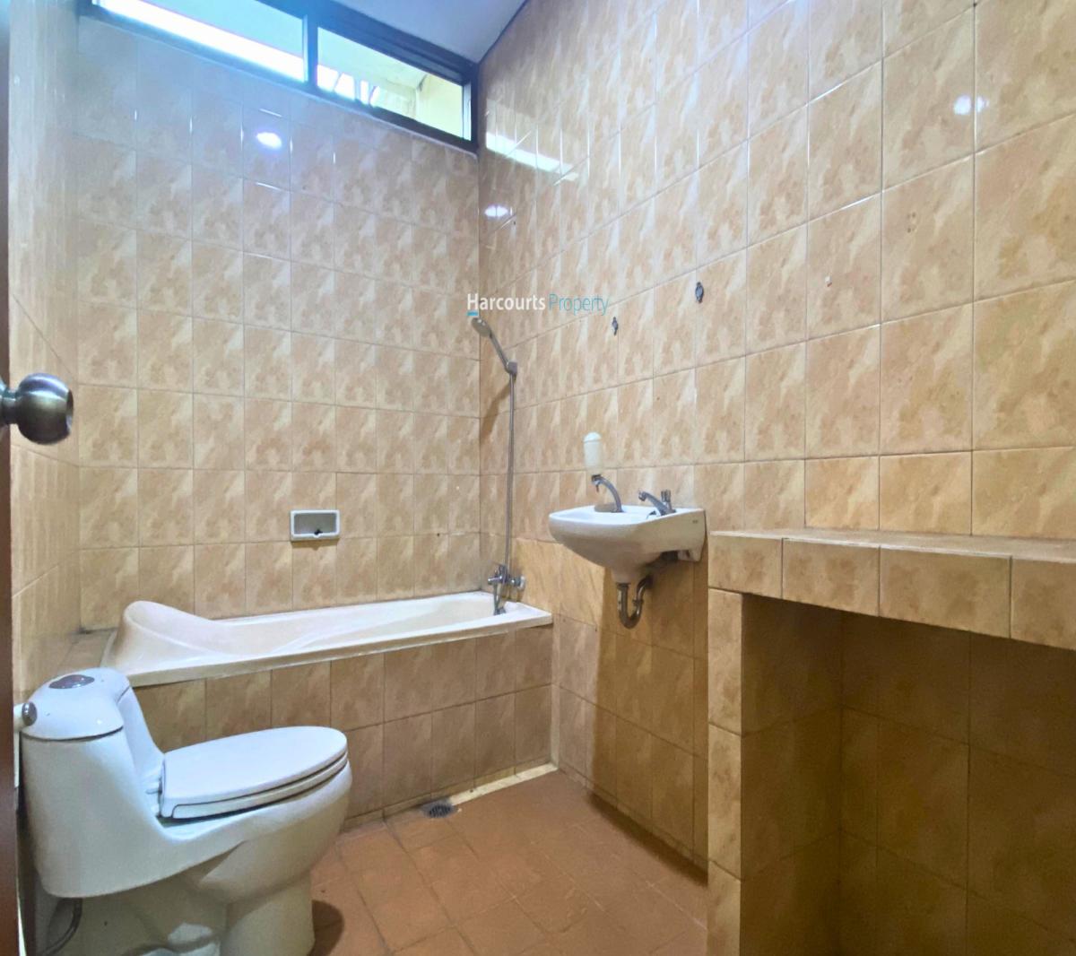 Disewakan Rumah Bagus Lokasi Sangat Strategis Area Kebayoran Baru - Foto 12