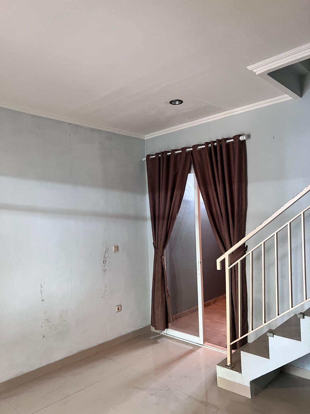 Dijual Cepat Rumah Cluster 2 Lantai dekat Graha Raya, Tangerang Selatan - Foto 6