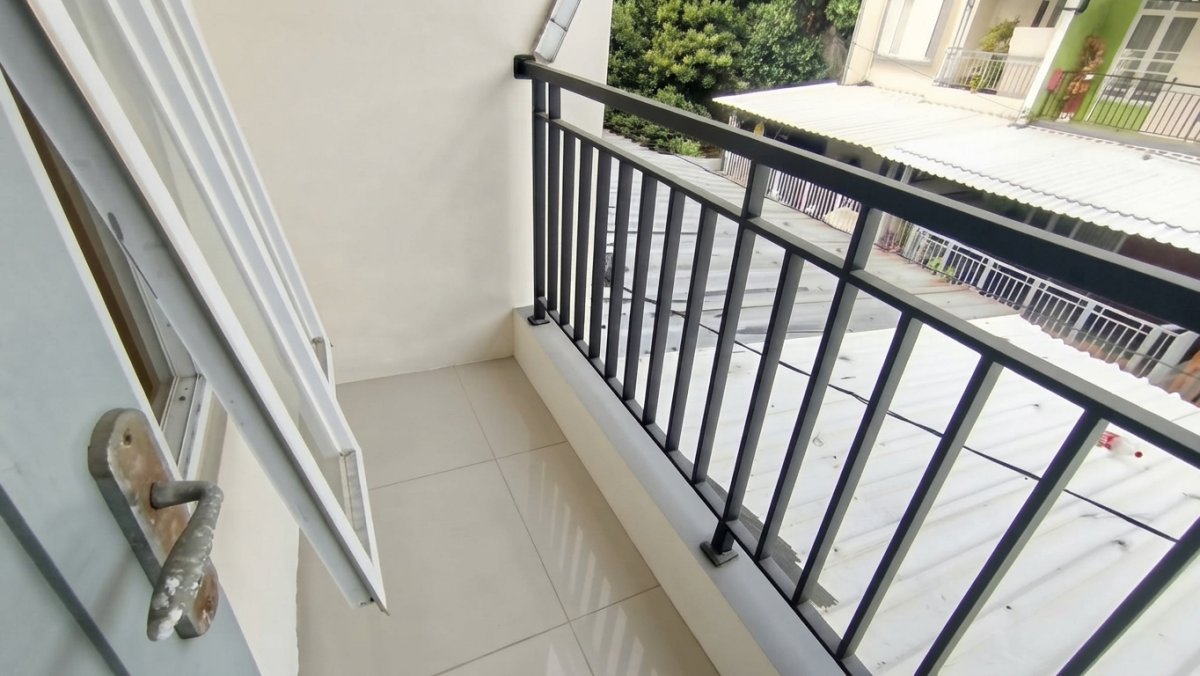 Dijual Cepat Rumah Cluster 2 Lantai dekat Graha Raya, Tangerang Selatan - Foto 10