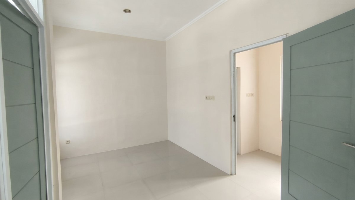 Dijual Cepat Rumah Cluster 2 Lantai dekat Graha Raya, Tangerang Selatan - Foto 9
