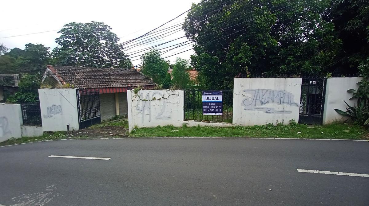 Dijual Rumah Luas dan Nyaman — Dekat Tol Andara, Pondok Labu, Jakarta Selatan
