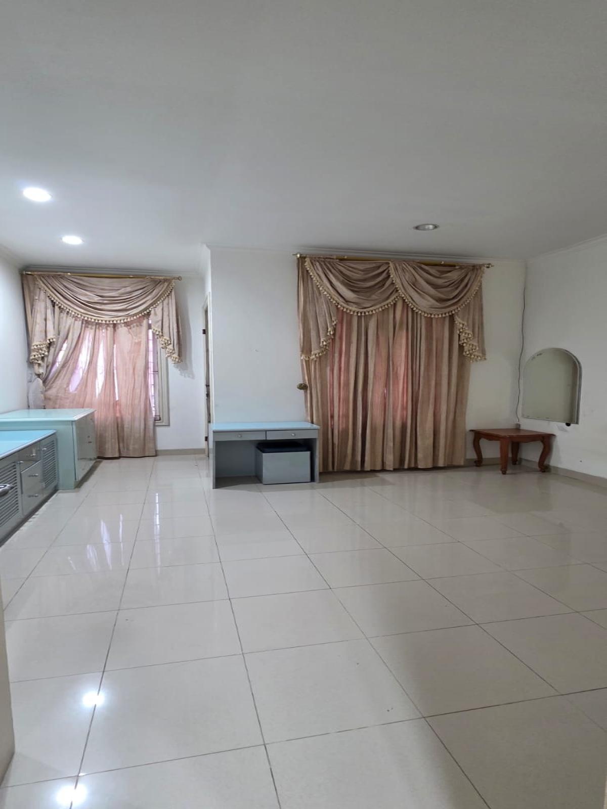 Disewakan Rumah Bukit Gading Mediterania, Kelapa Gading - Jakarta Utara - Foto 6