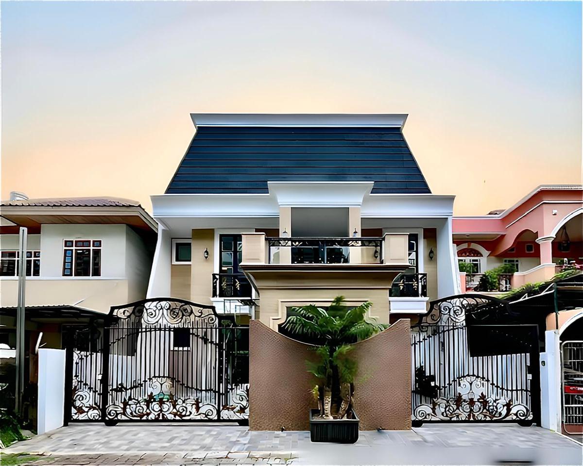 Dijual Rumah Villa Gading Indah, Kelapa Gading - Jakarta Utara