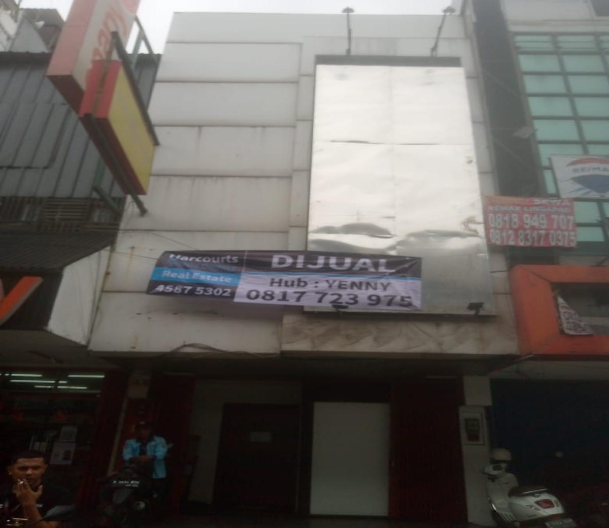 Dijual Ruko Di Boulevard Raya, Kelapa Gading - Jakarta Utara