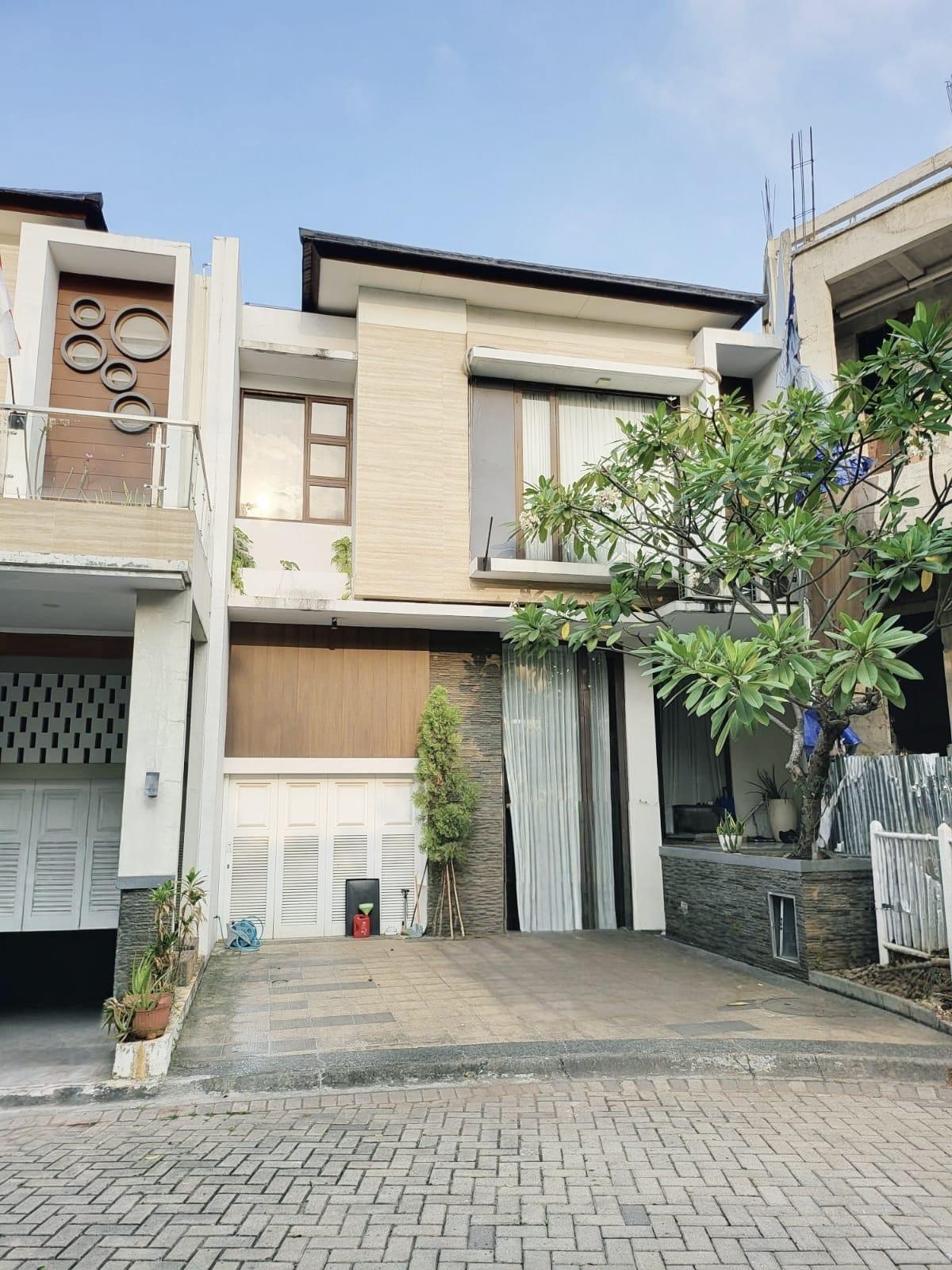 Dijual rumah di Kebayoran Residence Bintaro Jaya Tangerang Selatan