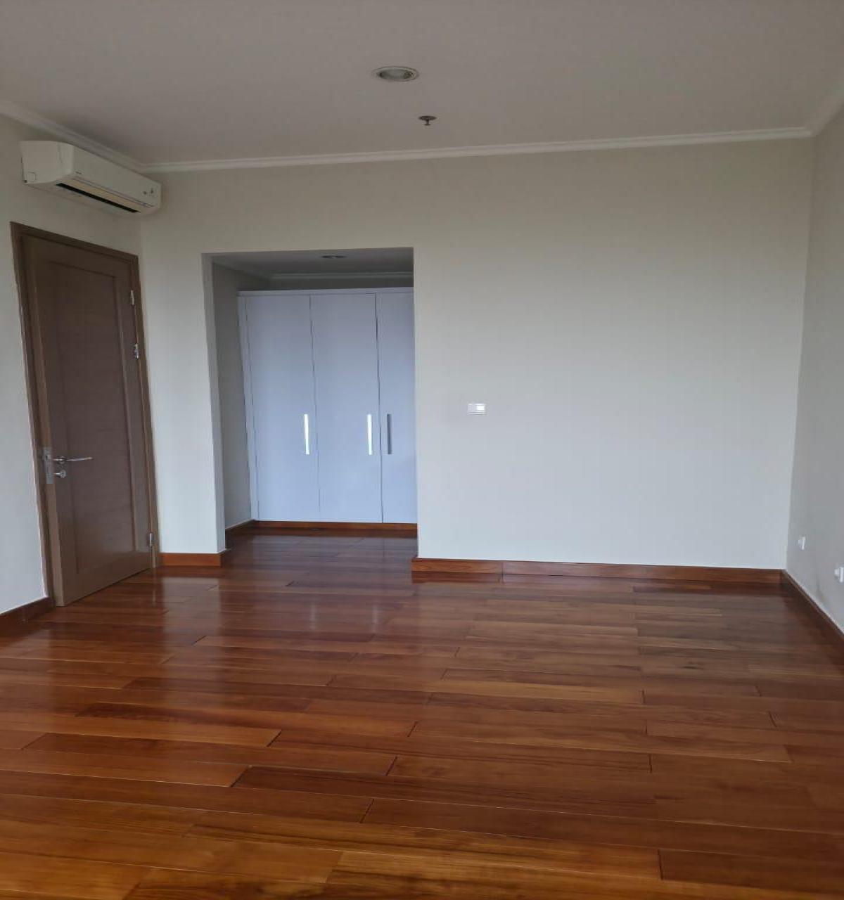 Dijual Apartemen Taman Anggrek Residence, Jakarta Barat