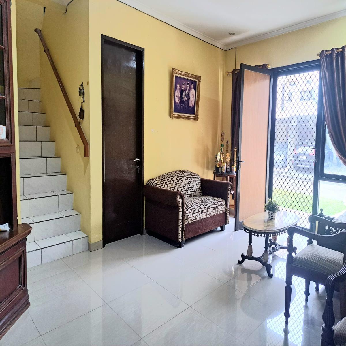 Jual Butuh Uang Rumah di Legenda Wisata Cibubur Kota Bogor BM - Foto 2