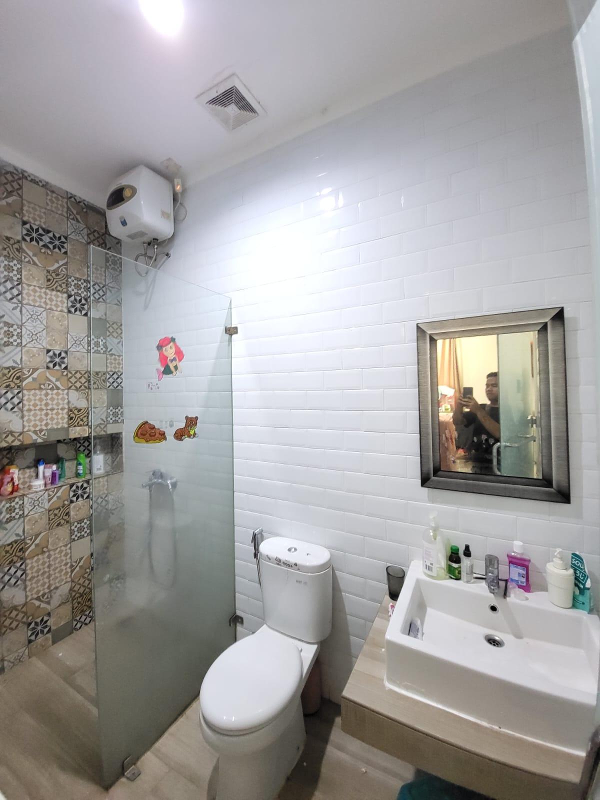 Dijual rumah di Emerald Bintaro sektor 9 Tangerang Selatan - Foto 2