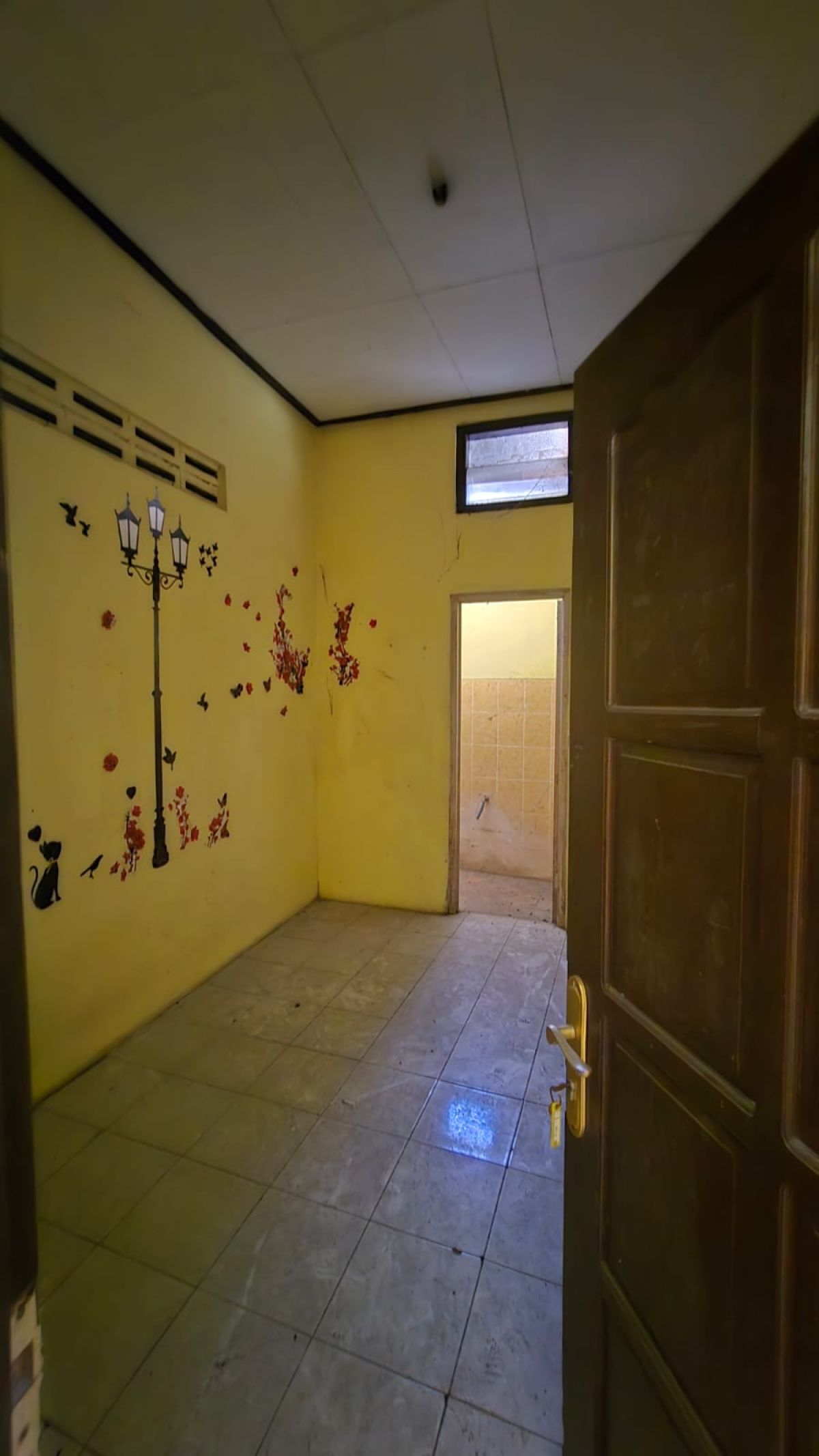 Disewakan Ruang Usaha Perlu Renovasi Siap Pakai, Dekat Solo Safari dan Kampus Uns Jebres Solo - Foto 2