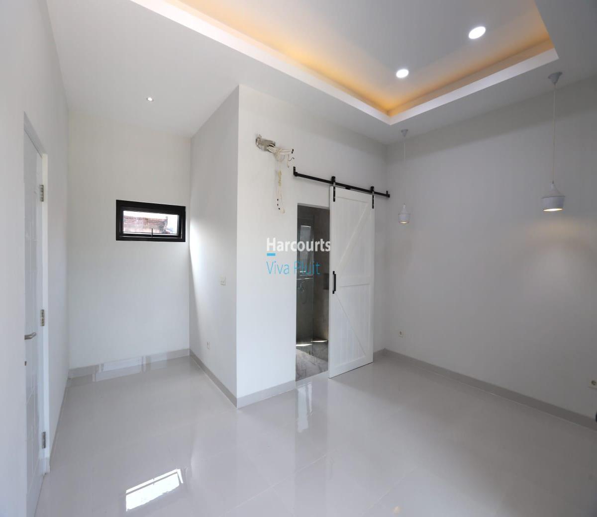 Dijual Rumah Graha Raya Bougenville! - Foto 2