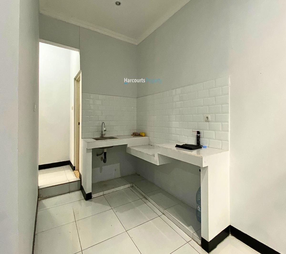 Disewakan Rumah Klasik Minimalis Terawat Area Jl. Cipayung Kebayoran Baru - Foto 11