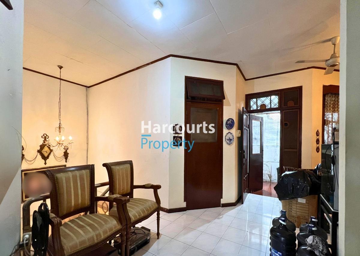 Dijual TURUN HARGA Rumah Klasik Tropis Dekat Area Jl. Ciomas Kebayoran Baru - Foto 3