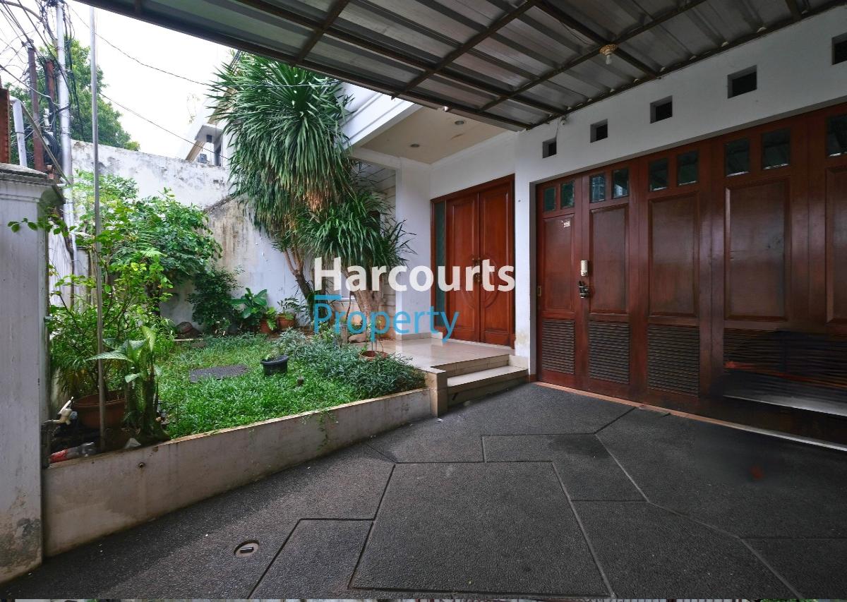 Dijual Rumah 2 Lantai Cocok untuk Investasi, Kost2an dan Tempat Usaha Area Jl. Gandaria Kebayoran Baru - Foto 2
