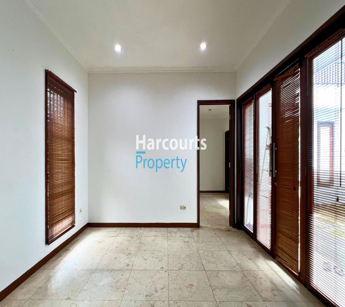 Dijual/Disewa Rumah Klasik Area Jl. Bambu Kuning Kebayoran Baru - Foto 11