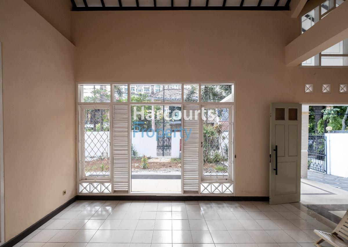 Dijual Rumah Bagus Lokasi Tenang Area Jl. Kerinci Kebayoran Baru - Foto 2